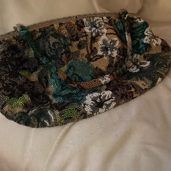 Beautiful beaded flower design Italian Clutch - Picture 7 of 9